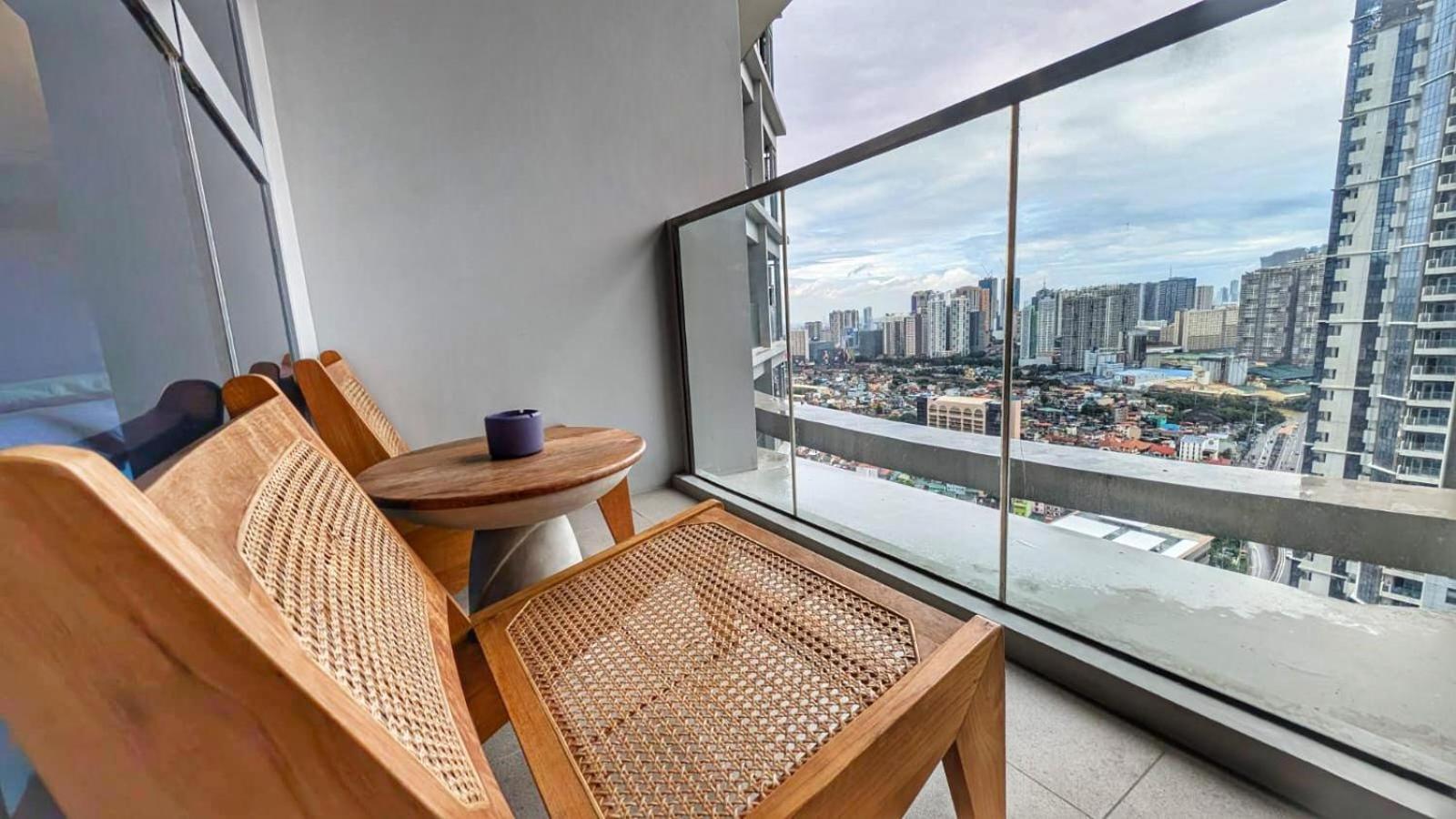 Eg Private House -Bgc Uptown Aparthotel Taguig Exterior photo