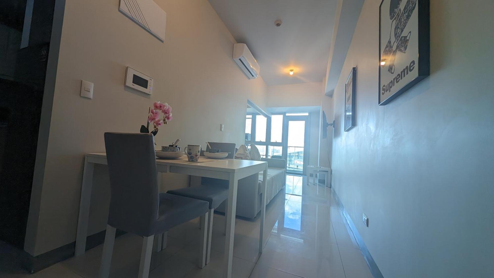 Eg Private House -Bgc Uptown Aparthotel Taguig Exterior photo
