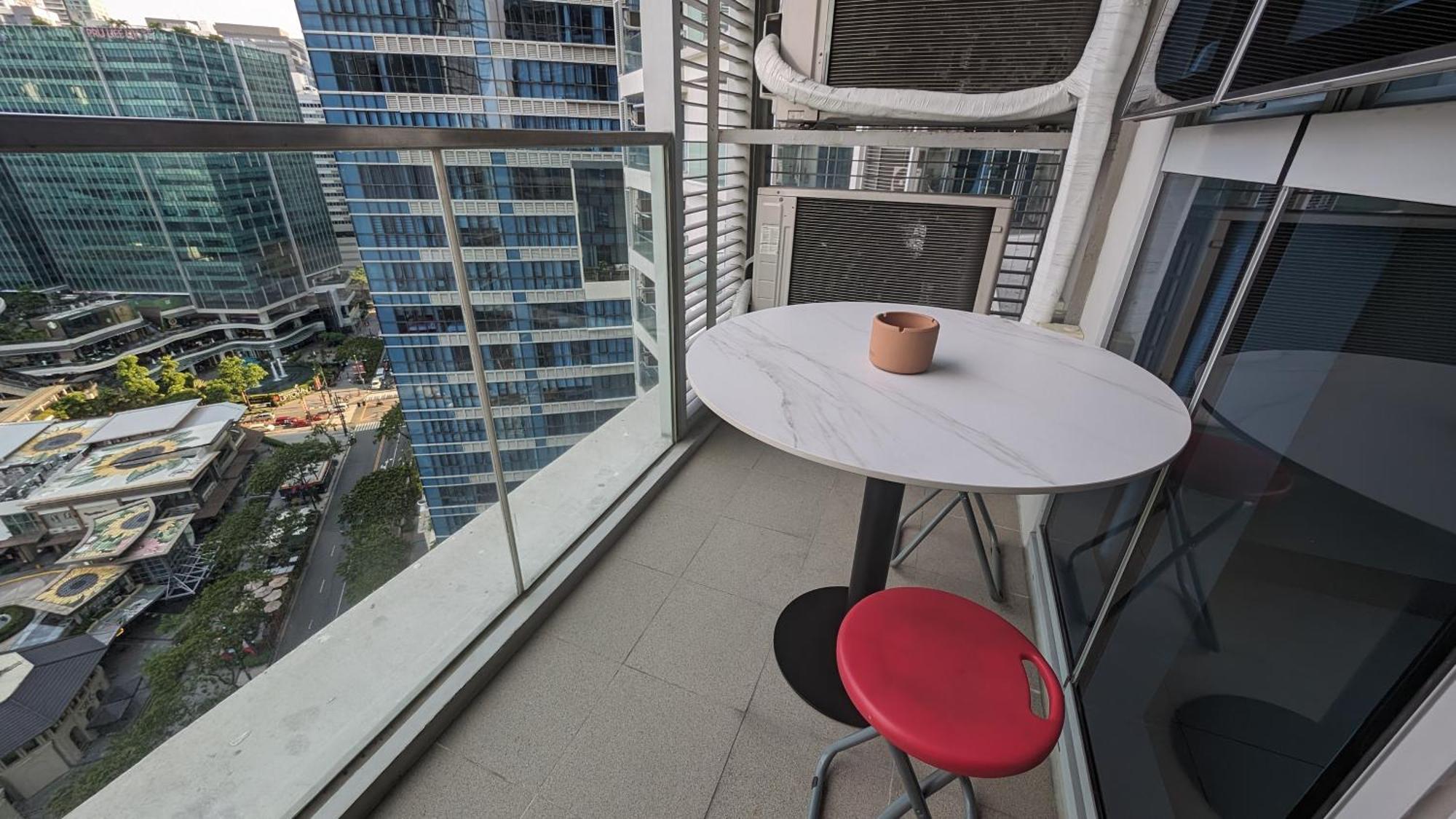 Eg Private House -Bgc Uptown Aparthotel Taguig Exterior photo